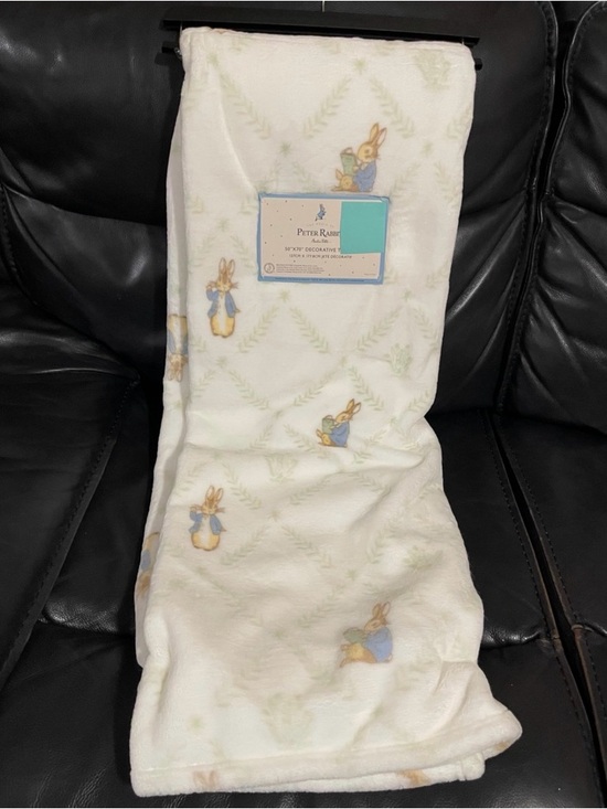 Easter Peter Rabbit Plush Throw - Picture 5 of 8